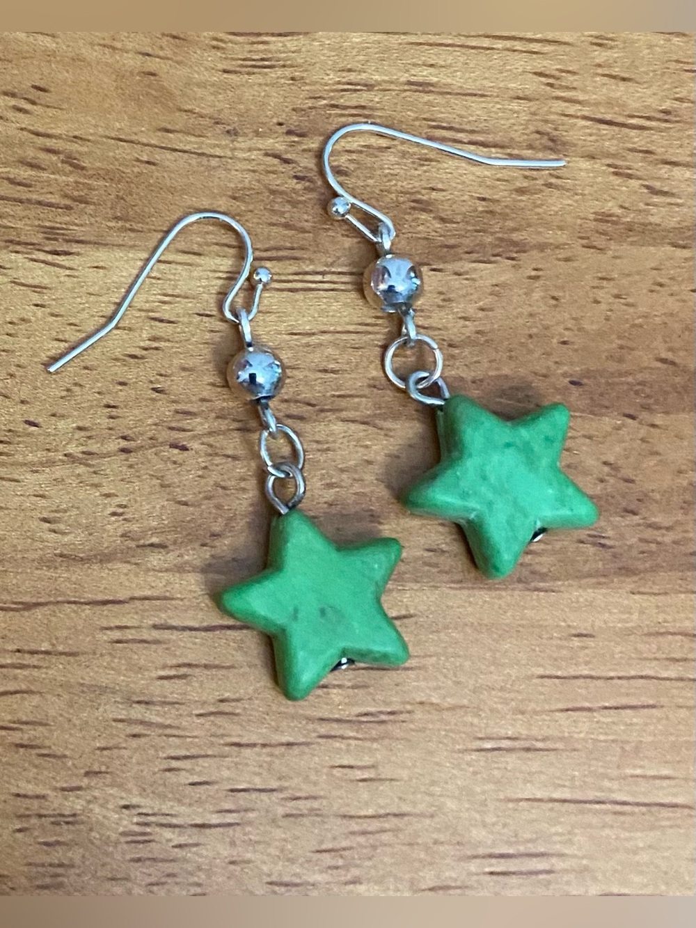 NEW Green Howlite star earrings